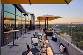 Terasse, Otto's Skybar | [Translate to English:] Terasse, Otto's Skybar